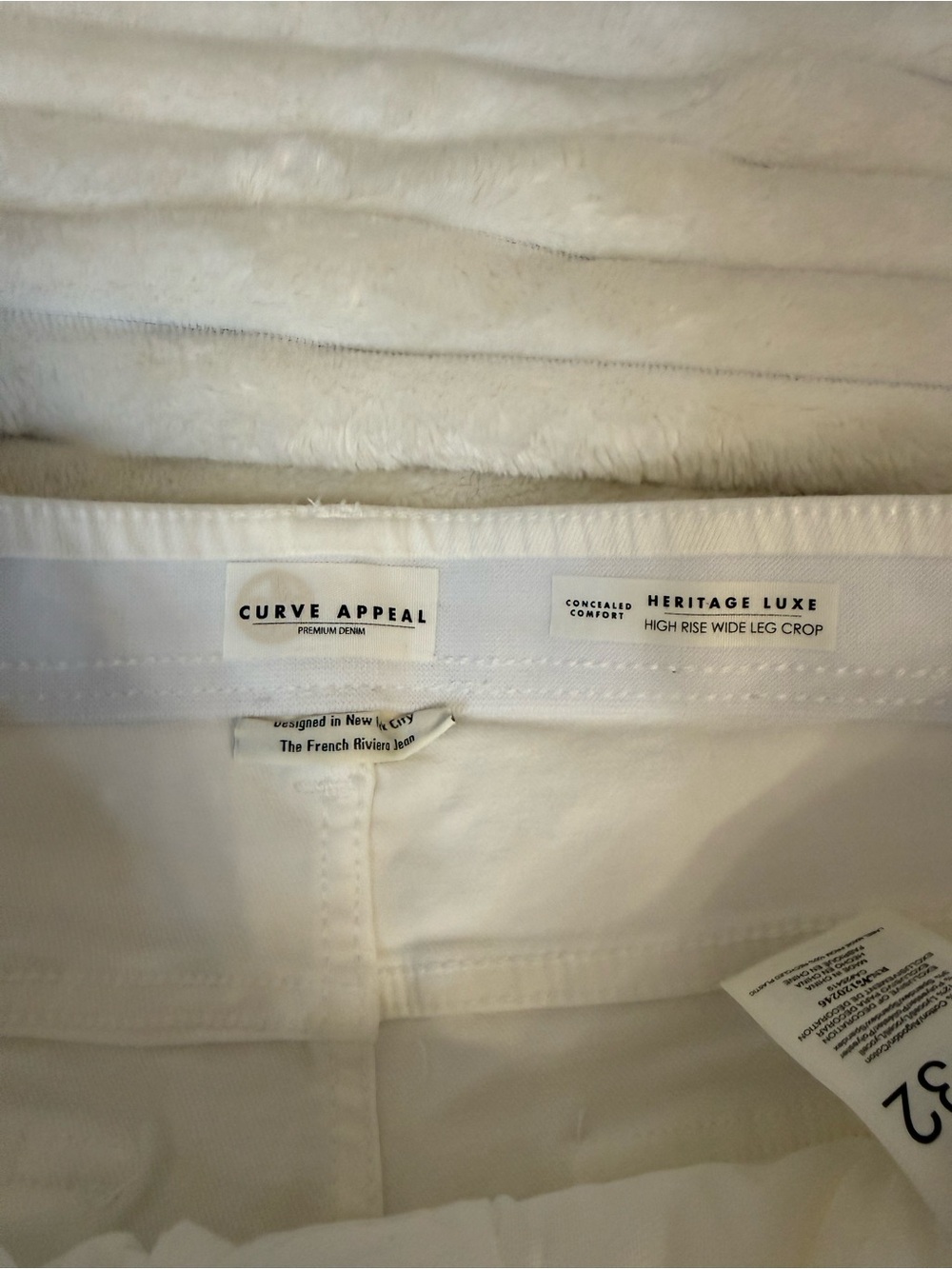 Curve Appeal white high rise wide leg crop jeans Size 14 32 - Picture 9 of 12